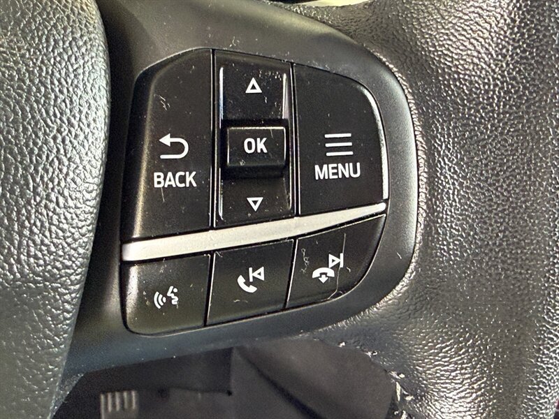 Used 2020 Ford Escape SE Sport FWD image 24