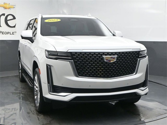 Used 2023 Cadillac Escalade Premium Luxury image 53