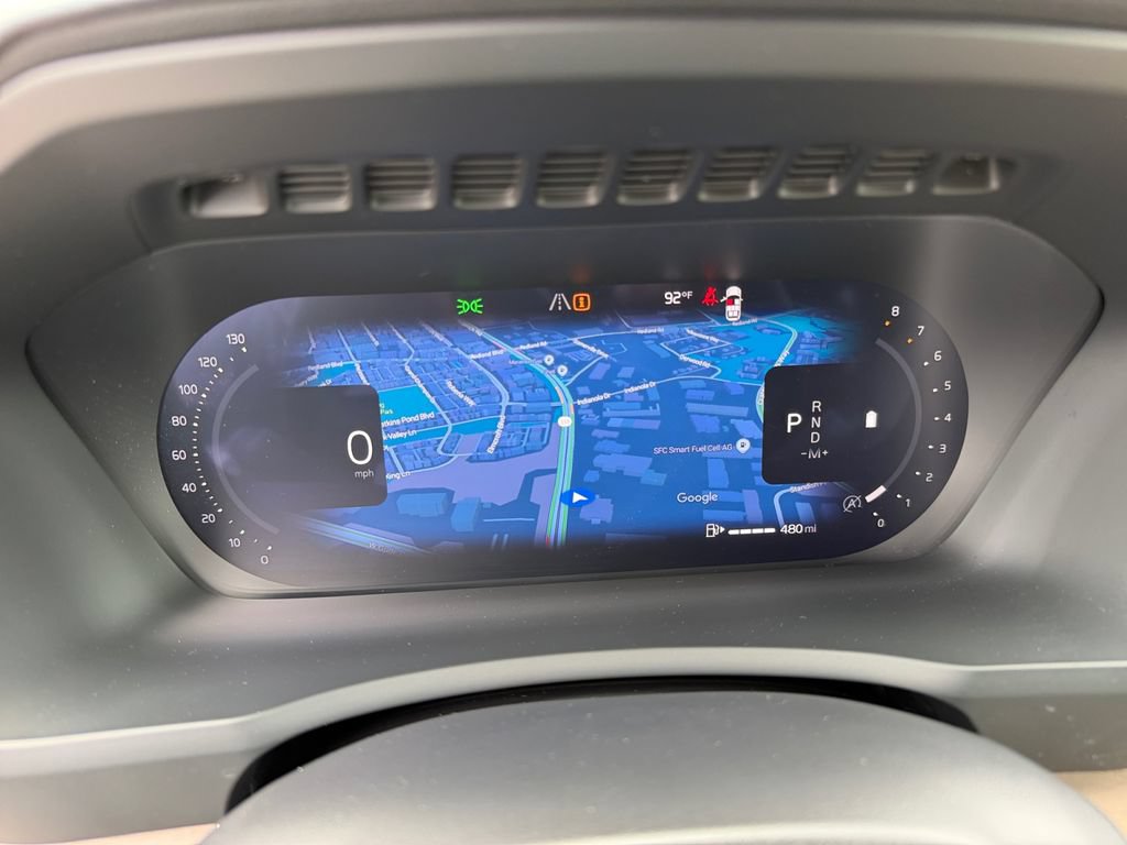 Certified 2026 Volvo XC90 B6 Plus AWD/4WD image 24
