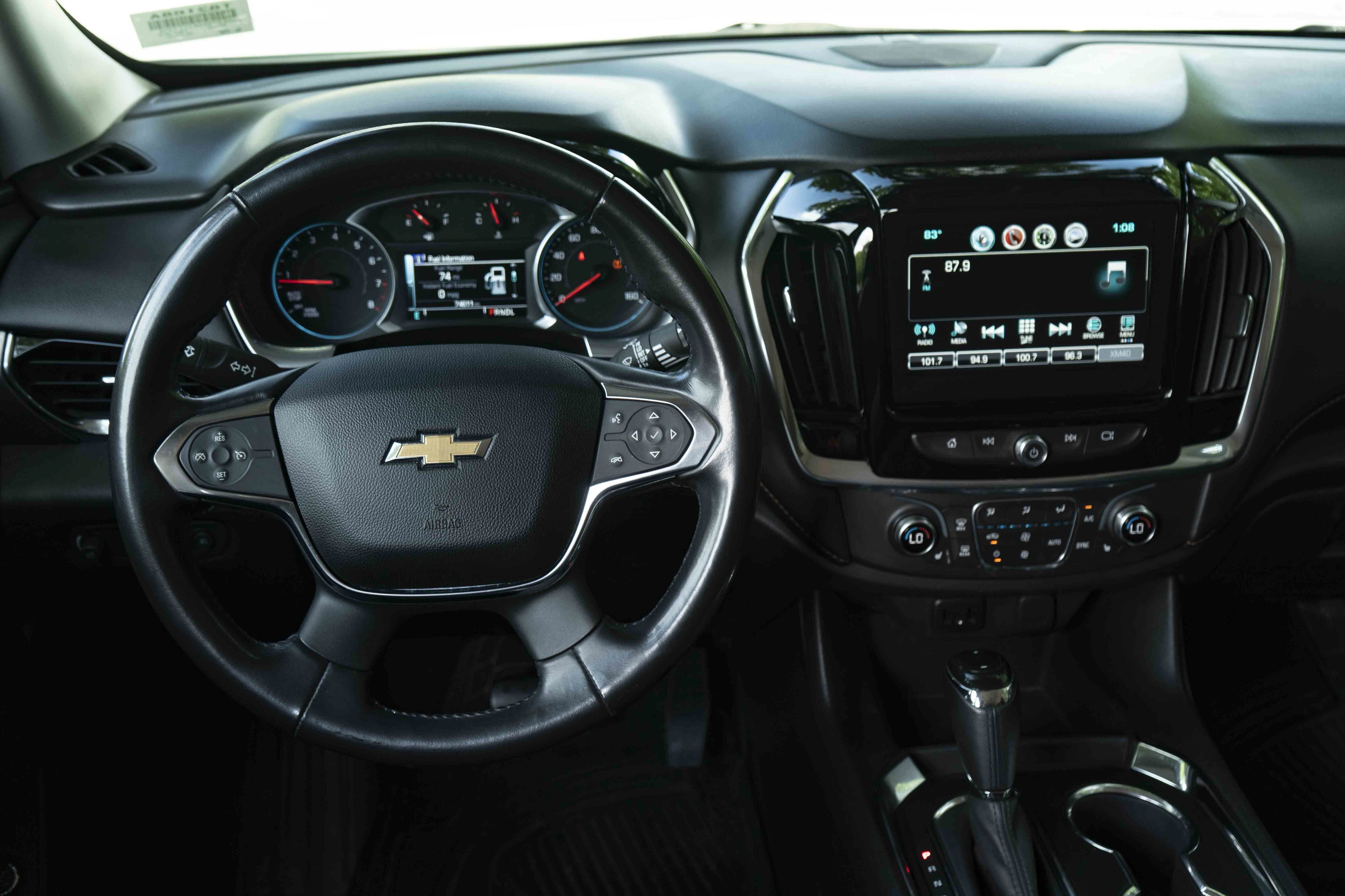 Used 2019 Chevrolet Traverse LT FWD image 20