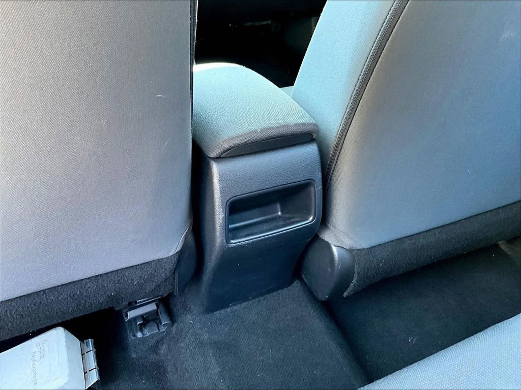 Used 2022 Toyota Corolla LE image 29