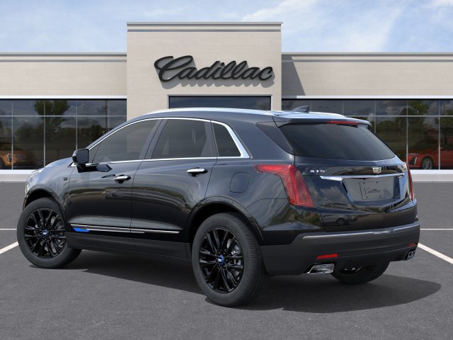 Used 2026 Cadillac XT5 Luxury w/ LPO, Blue Accent Package FWD image 3