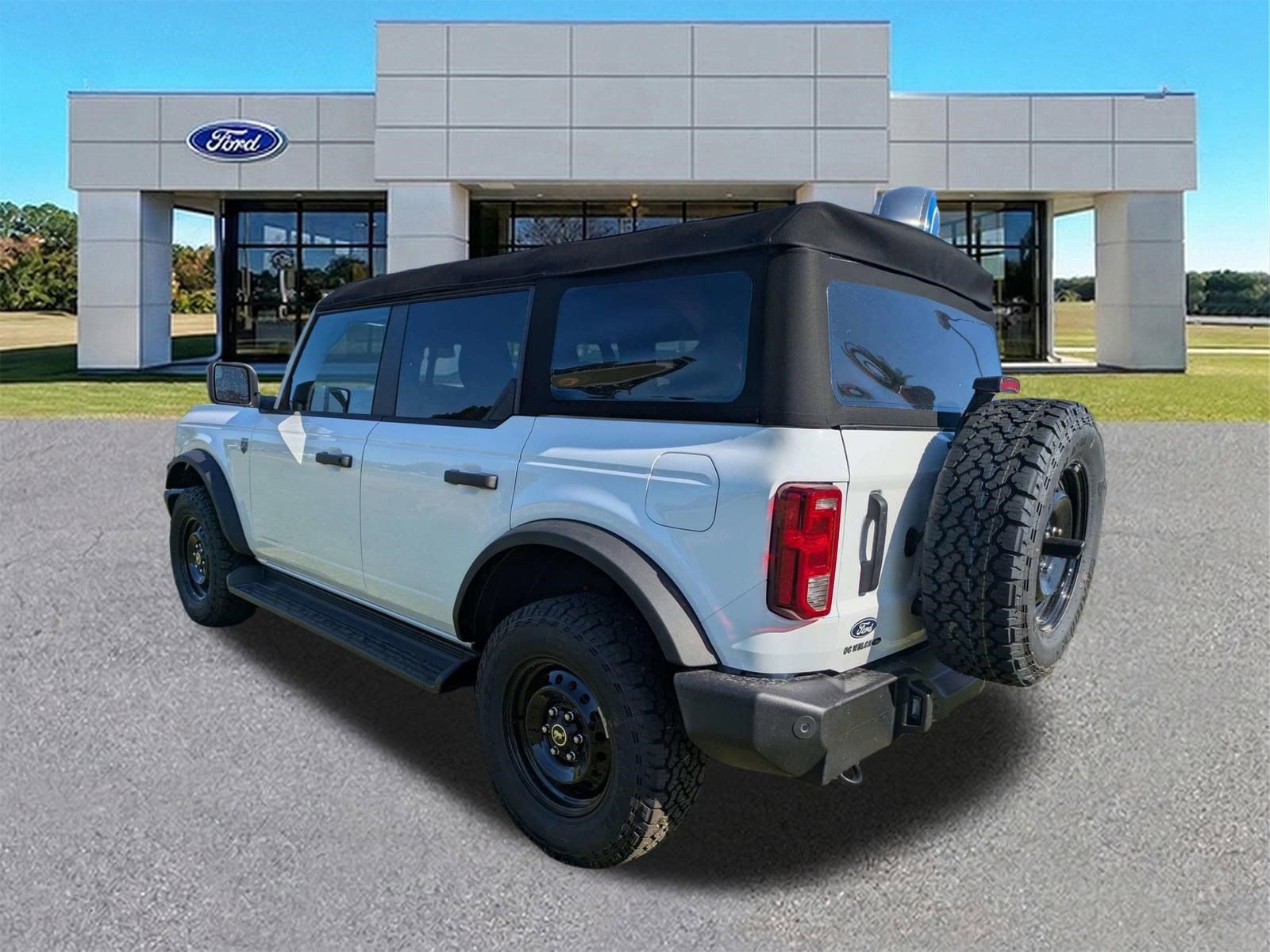 New 2026 Ford Bronco Big Bend AWD/4WD image 3