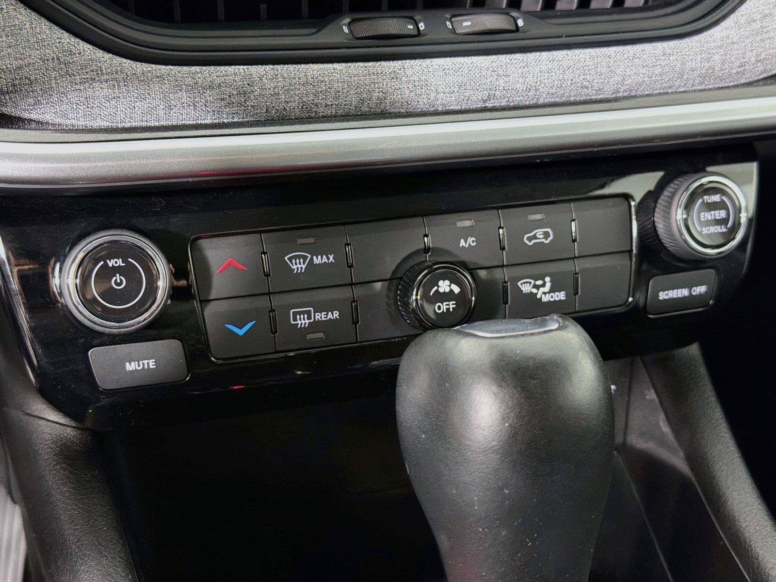 Used 2022 Jeep Compass Latitude AWD/4WD image 21