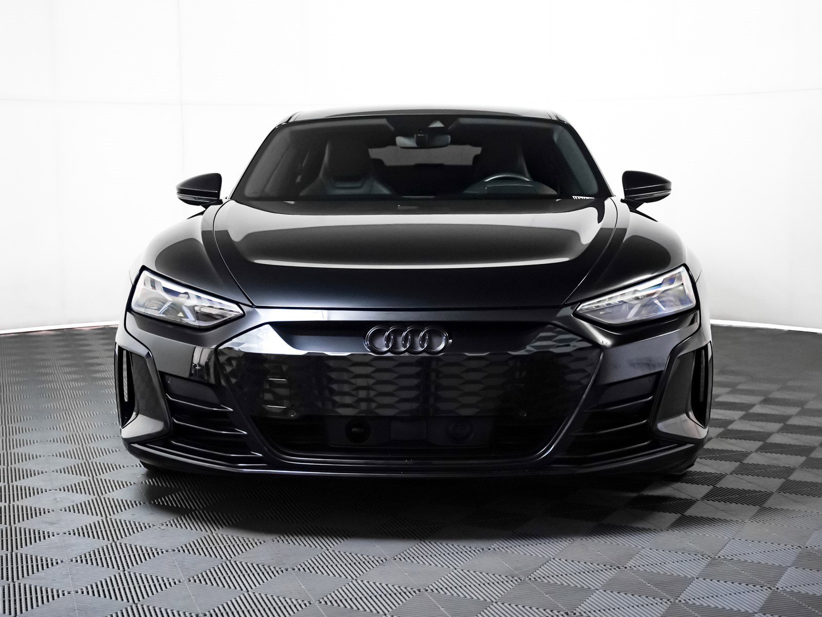 Used 2023 Audi e-tron GT Premium Plus w/ Performance Package image 11