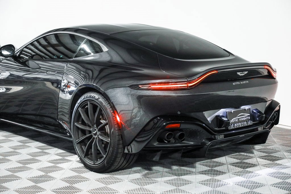 Used 2020 Aston Martin V8 Vantage Coupe image 21
