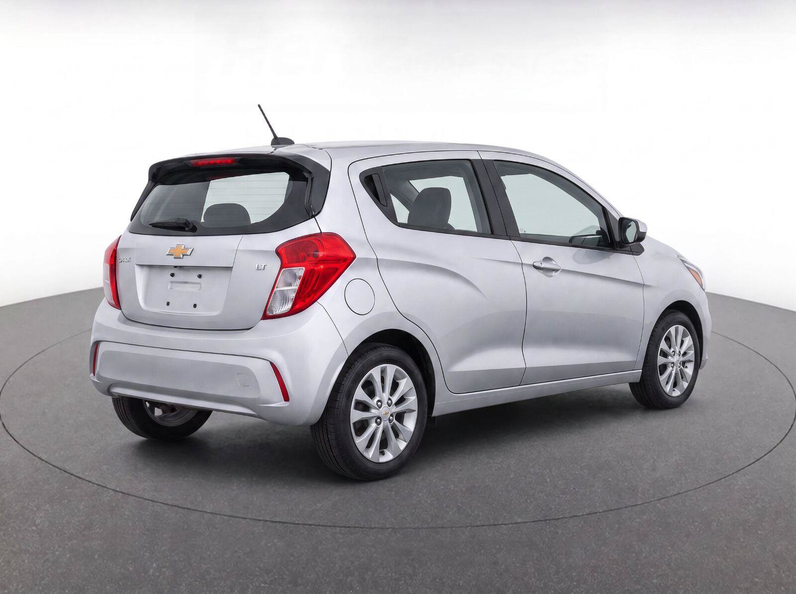 Used 2021 Chevrolet Spark LT FWD image 4