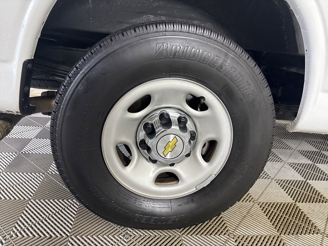 Used 2024 Chevrolet Express 3500 LT w/ LT Preferred Equipment Group image 26