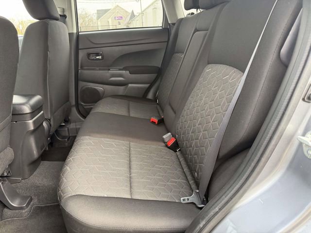 Used 2024 Mitsubishi Outlander Sport ES image 11