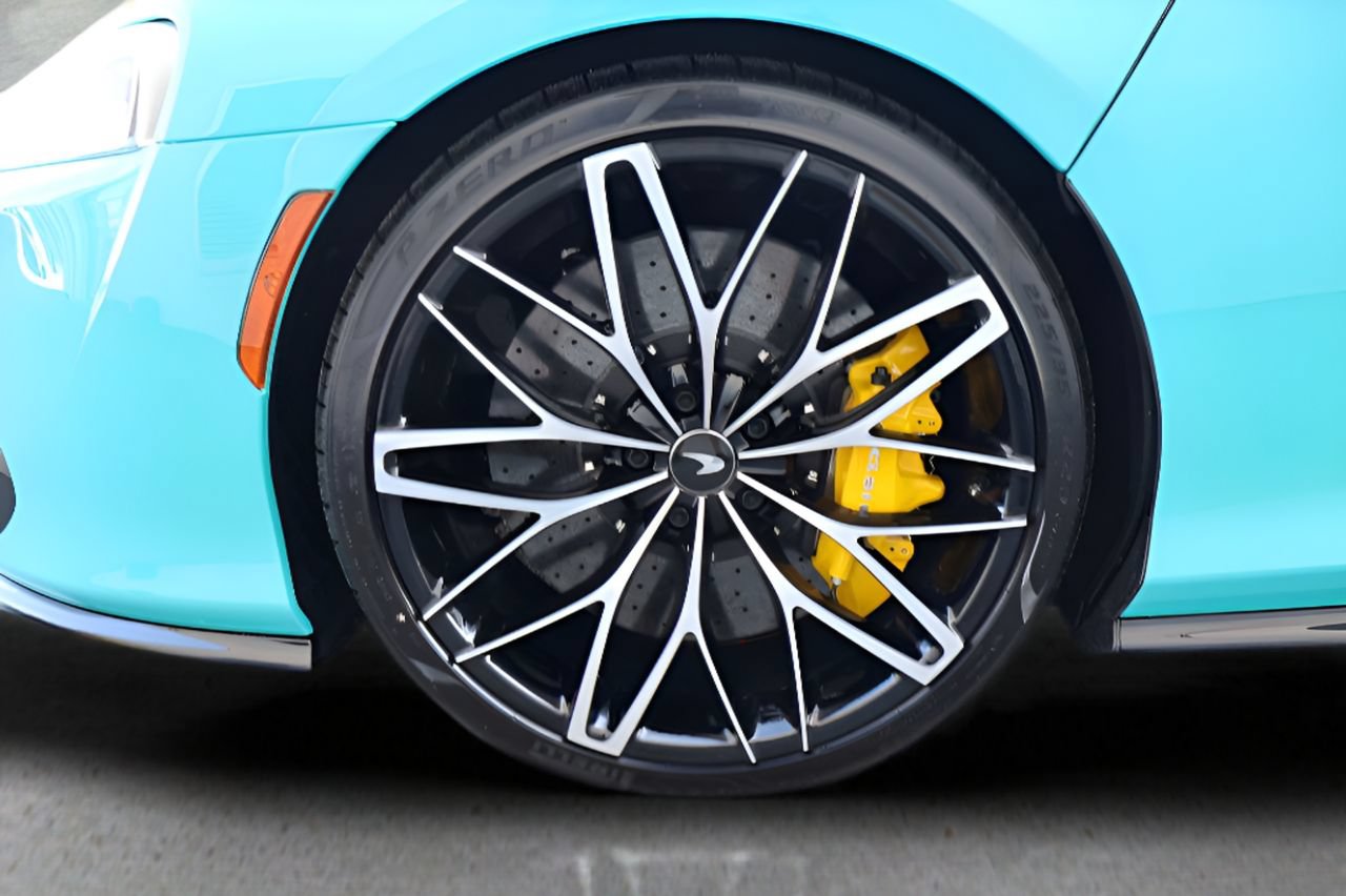 New 2026 McLaren GTS RWD image 24