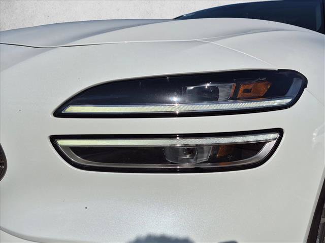 Used 2025 Genesis G70 2.5T AWD/4WD image 11