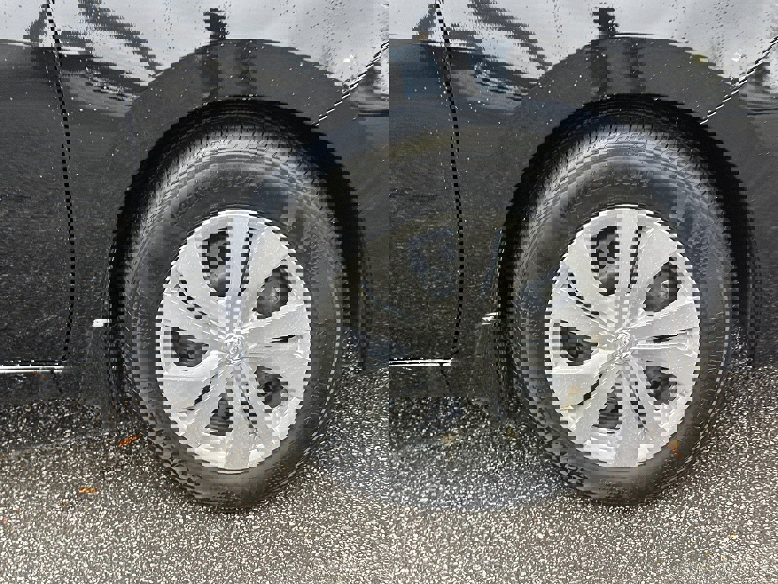 Certified 2025 Nissan Versa S w/ Trunk Package image 12