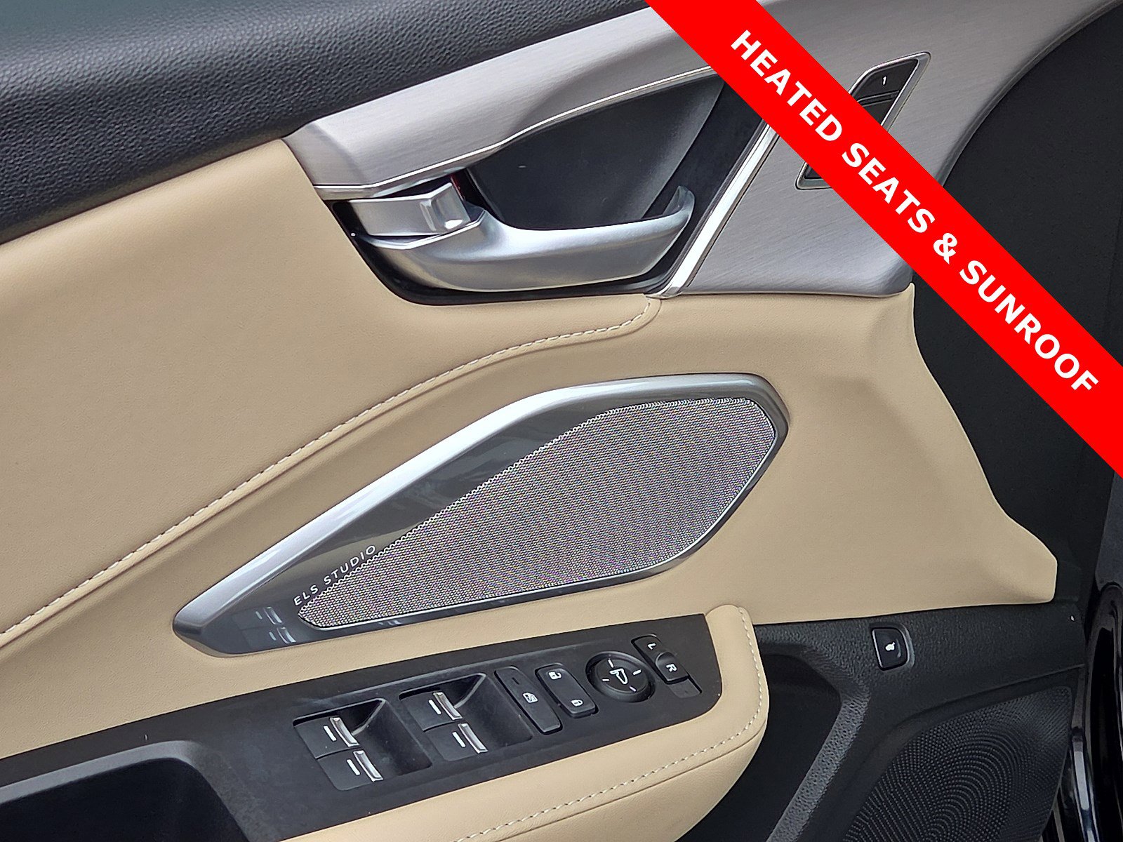 Used 2024 Acura RDX SH-AWD w/ Technology Package image 13