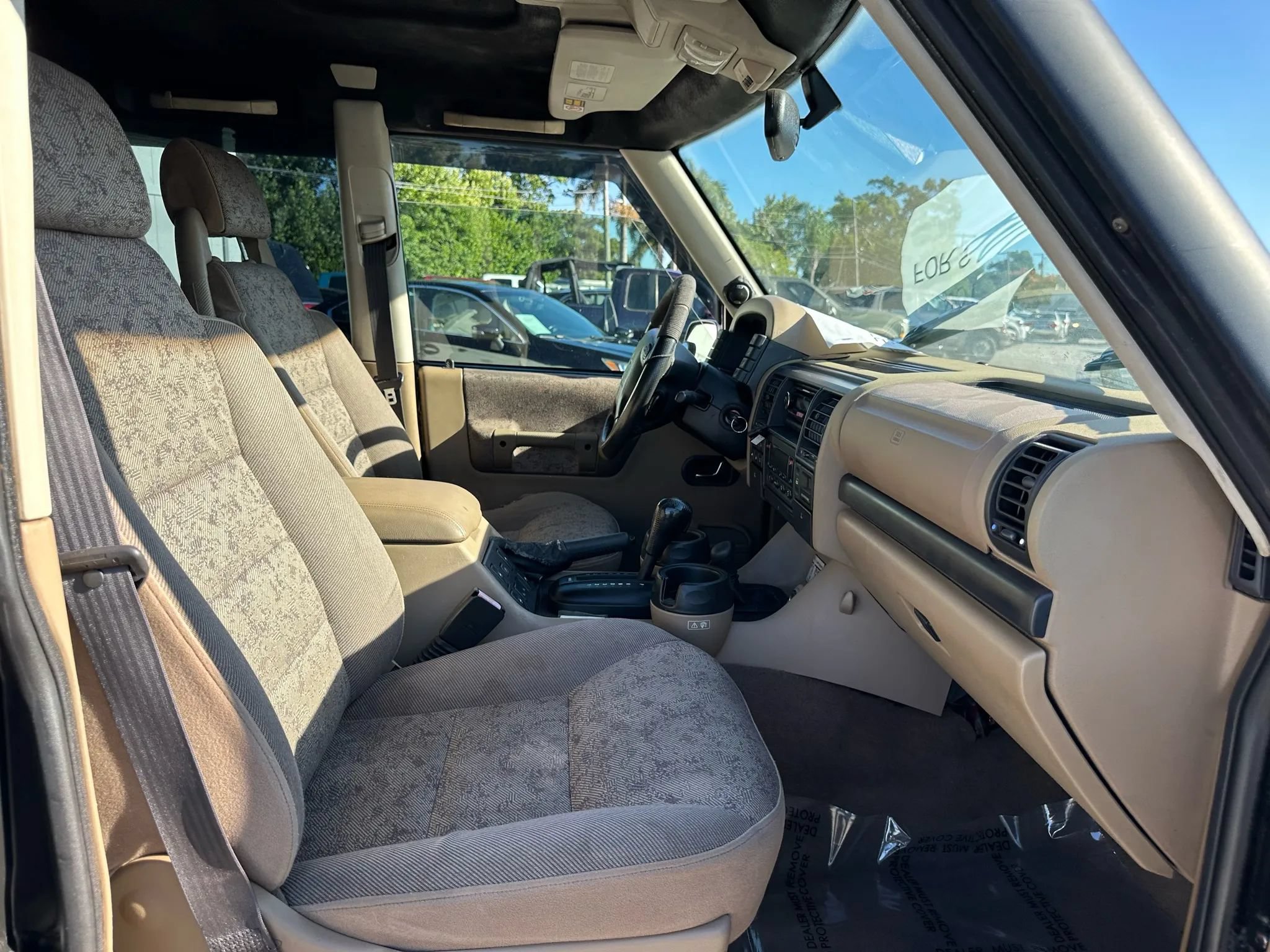 Used 1999 Land Rover Discovery Series II AWD/4WD image 12