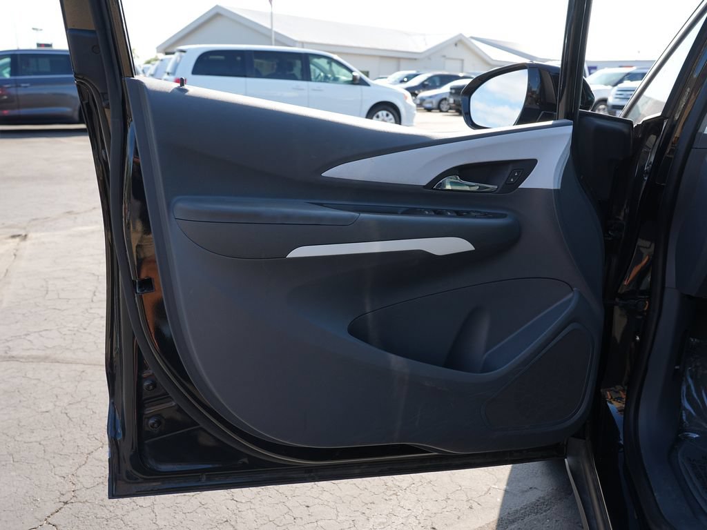 Used 2018 Chevrolet Bolt LT FWD image 14
