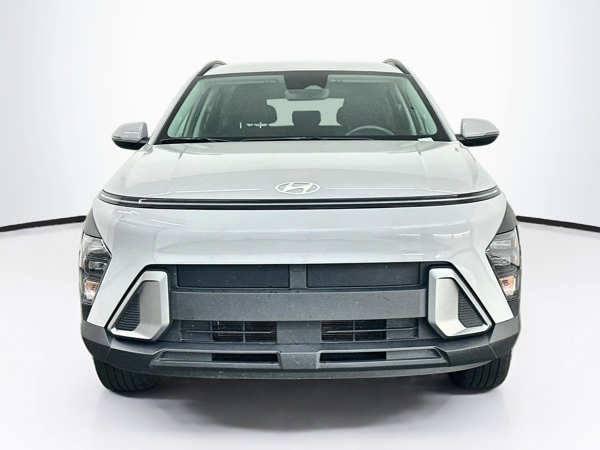 Used 2025 Hyundai Kona SEL AWD/4WD image 2