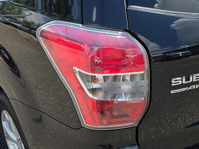 Used 2015 Subaru Forester 2.5i Limited AWD/4WD image 12
