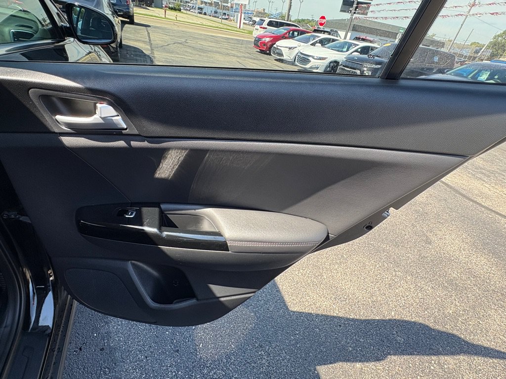Used 2022 Kia Sportage EX AWD/4WD image 18