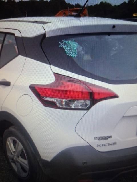 Used 2020 Nissan Kicks S FWD image 9