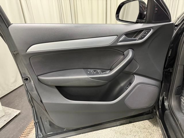 Used 2016 Audi Q3 2.0T Premium Plus w/ Technology Package AWD/4WD image 20