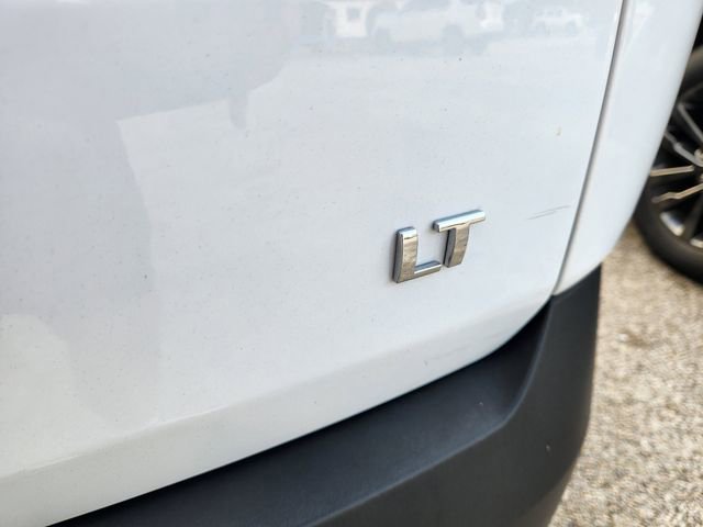 Used 2023 Chevrolet Traverse LT AWD/4WD image 9