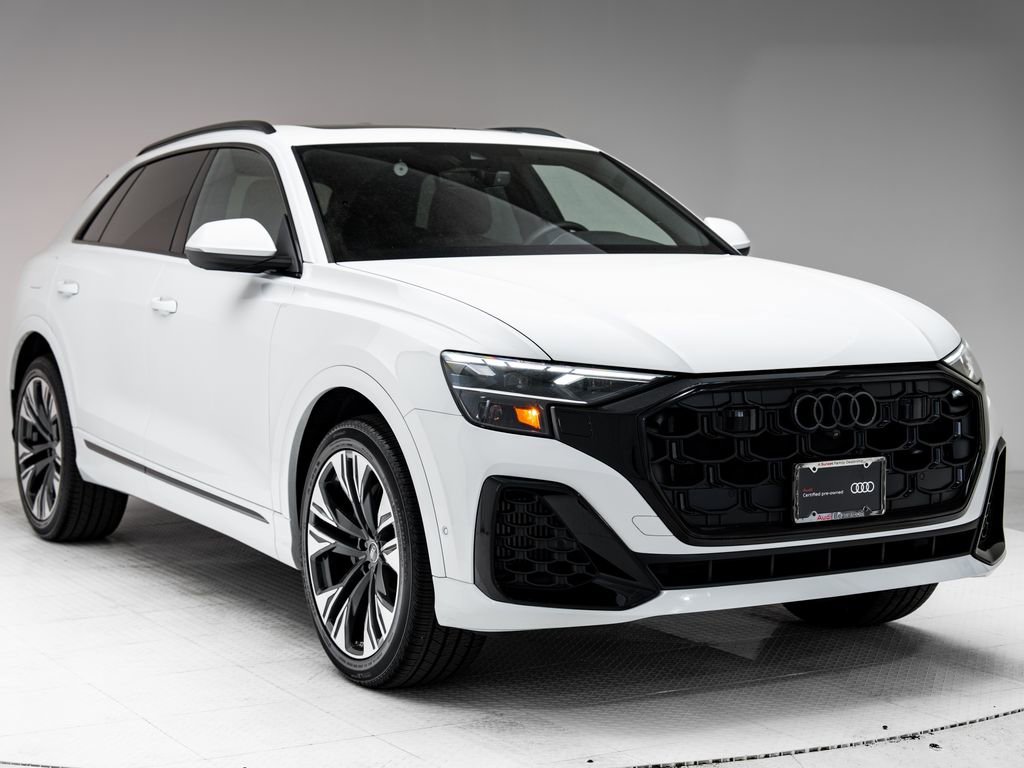 Certified 2025 Audi Q8 Premium Plus w/ Premium Plus Package AWD/4WD image 30
