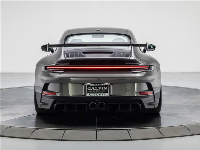Used 2022 Porsche 911 GT3 RWD image 3