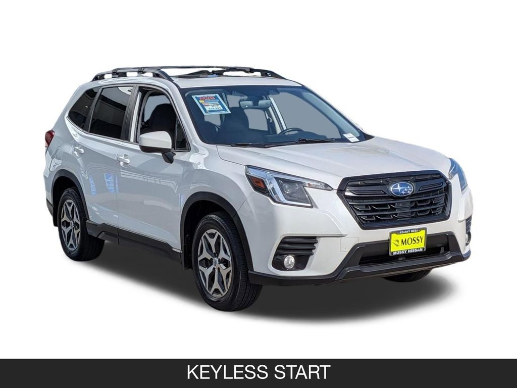 Used 2023 Subaru Forester Premium AWD/4WD image 2