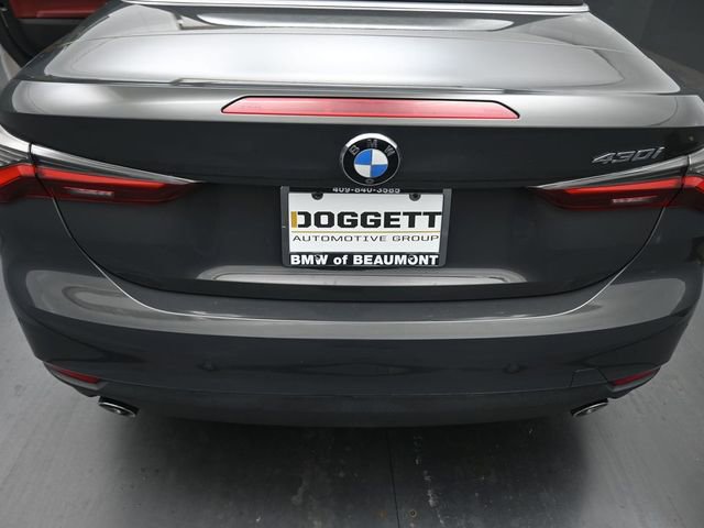 Used 2022 BMW 430i Convertible w/ Premium Package image 10