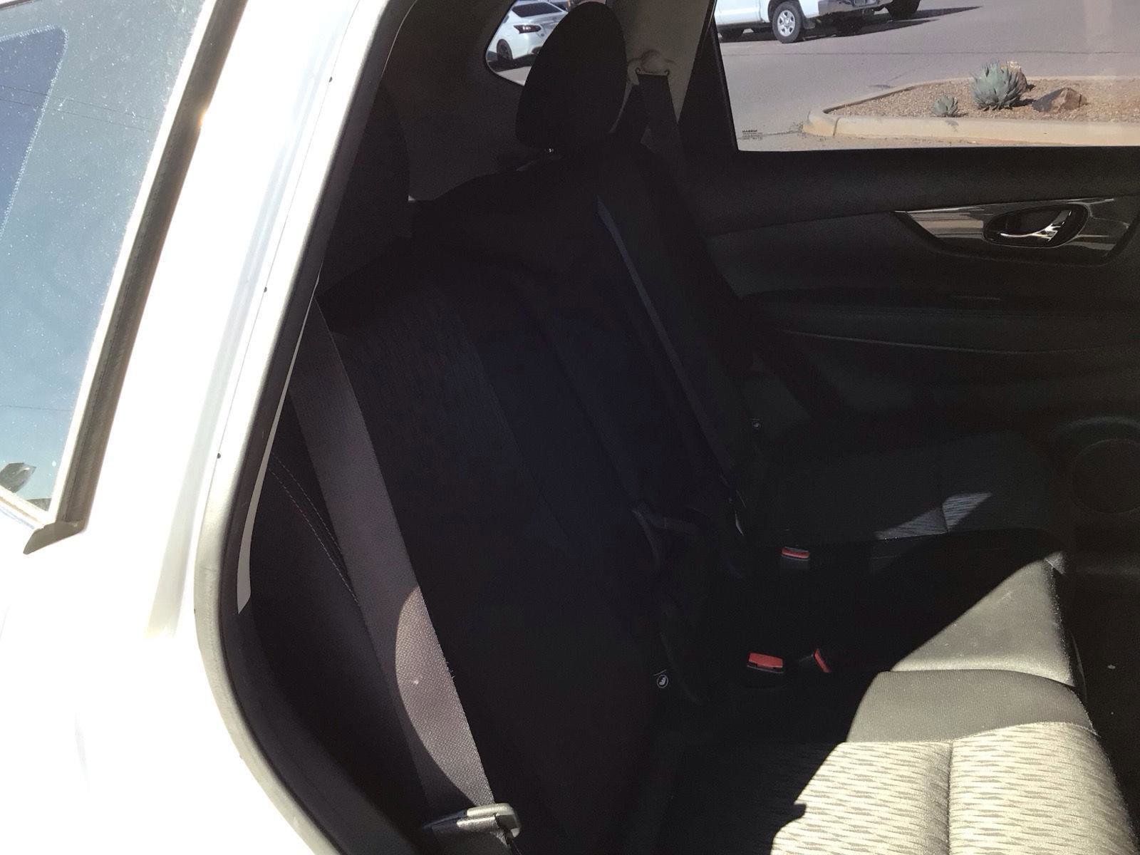 Used 2017 Nissan Rogue S FWD image 20