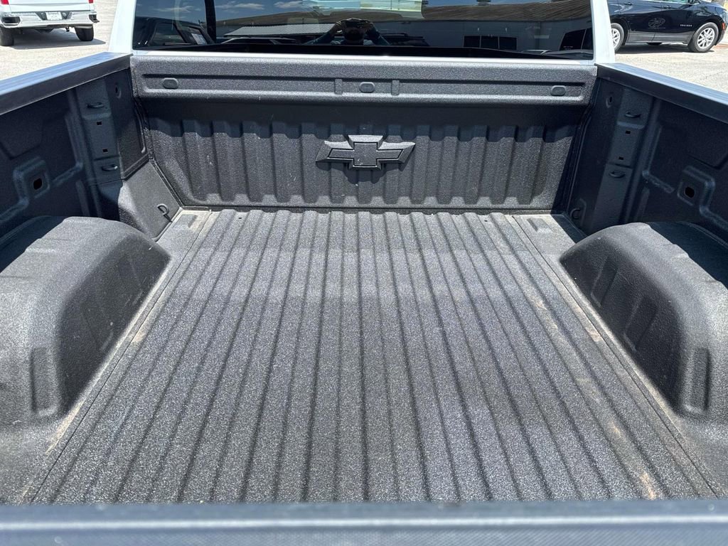 Used 2024 Chevrolet Silverado 1500 LT w/ Protection Package image 8