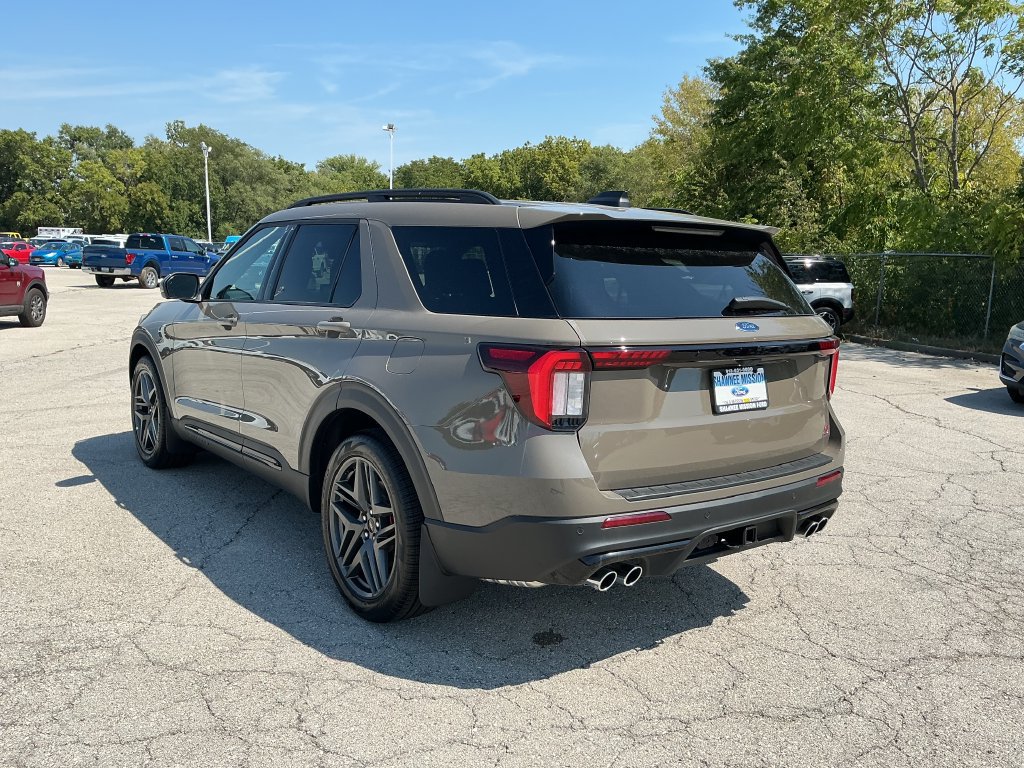 New 2026 Ford Explorer ST AWD/4WD image 7