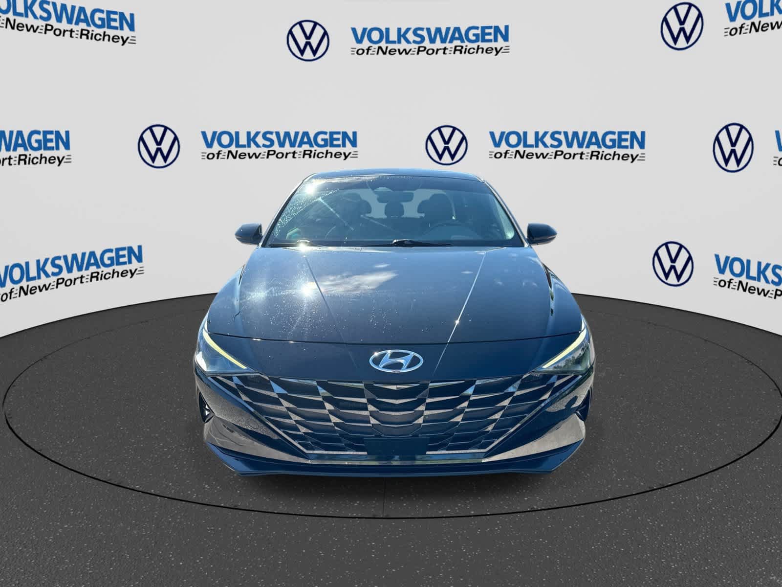 Used 2022 Hyundai Elantra SEL w/ Convenience + Premium Package FWD image 17