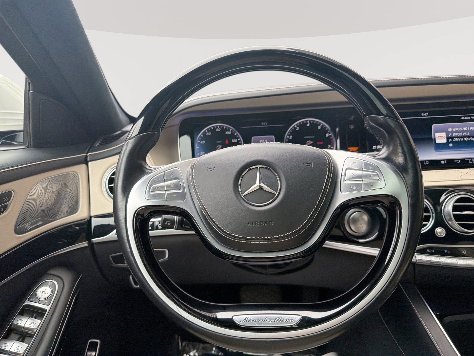 Used 2017 Mercedes-Benz S 550 Sedan image 11