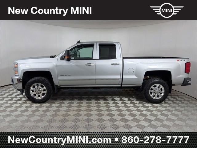 Used 2015 Chevrolet Silverado 2500 LT w/ LT Convenience Package image 4