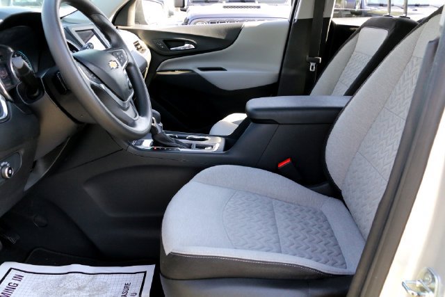 Used 2022 Chevrolet Equinox LS w/ LS Convenience Package AWD/4WD image 10