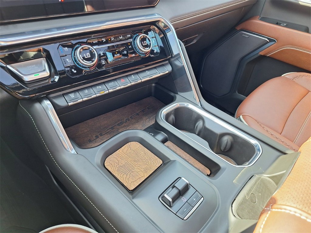 Used 2024 GMC Sierra 2500 Denali Ultimate image 15