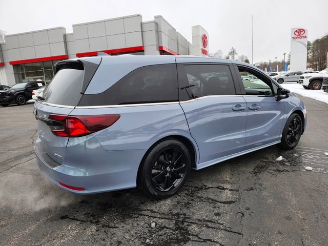 Used 2023 Honda Odyssey Sport image 7