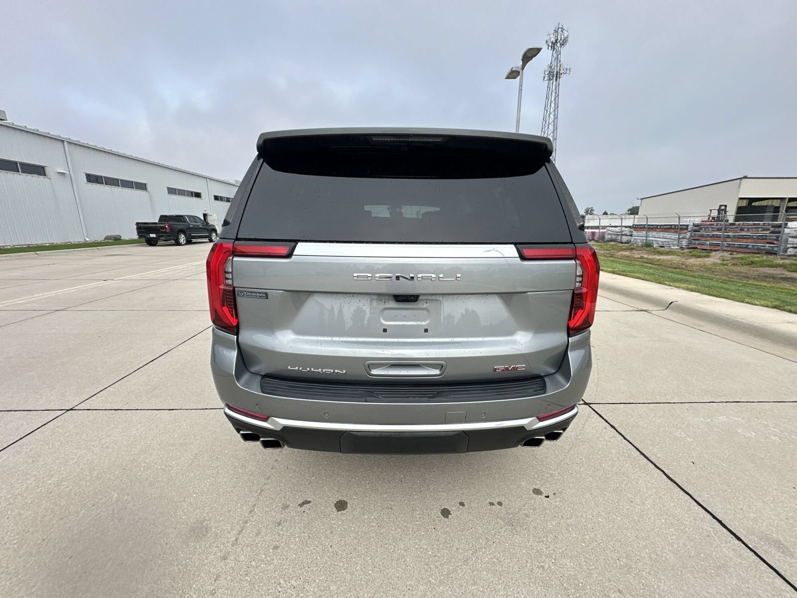 Certified 2025 GMC Yukon XL Denali w/ Denali Reserve Package AWD/4WD image 13