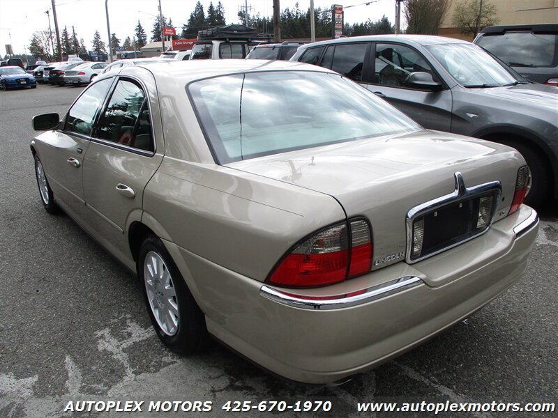 Used 2004 Lincoln LS RWD image 6