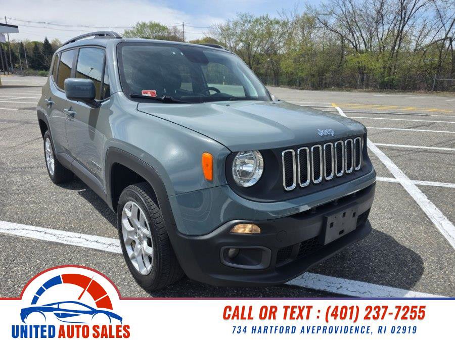 Used 2018 Jeep Renegade Latitude w/ Cold Weather Group AWD/4WD image 7