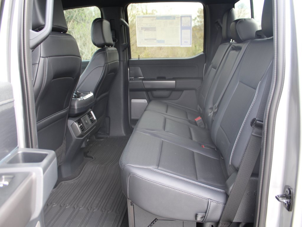 New 2025 Ford F150 Lariat w/ Equipment Group 501A Mid image 4