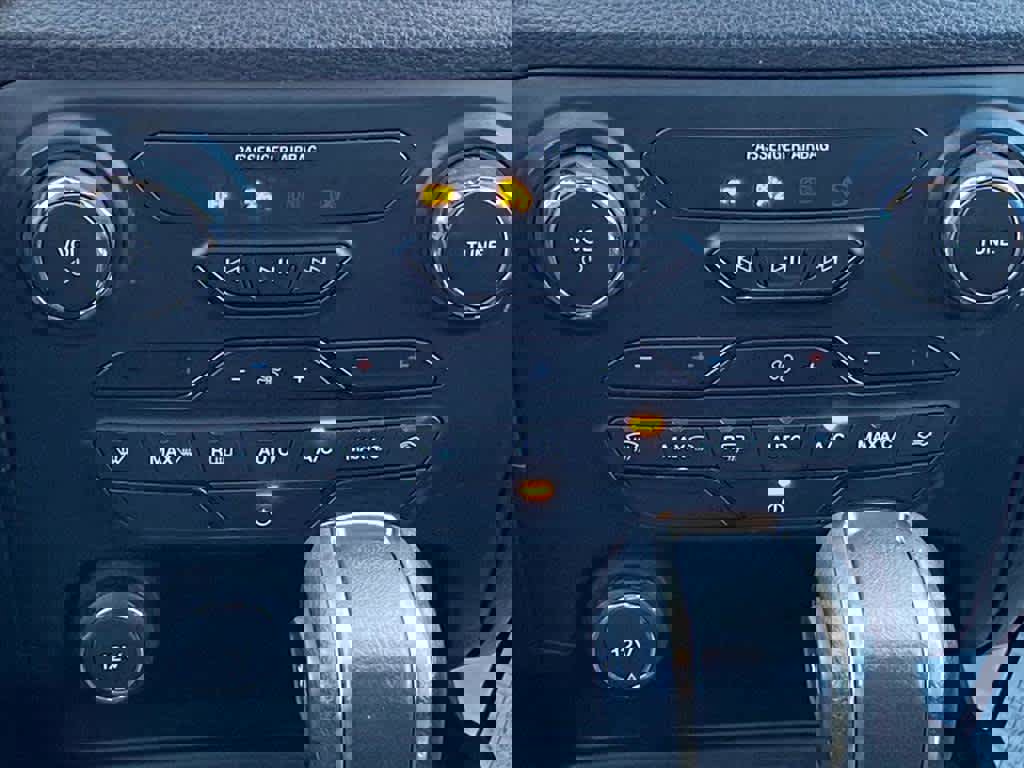 Used 2021 Ford Ranger XLT w/ Equipment Group 301A Mid image 12