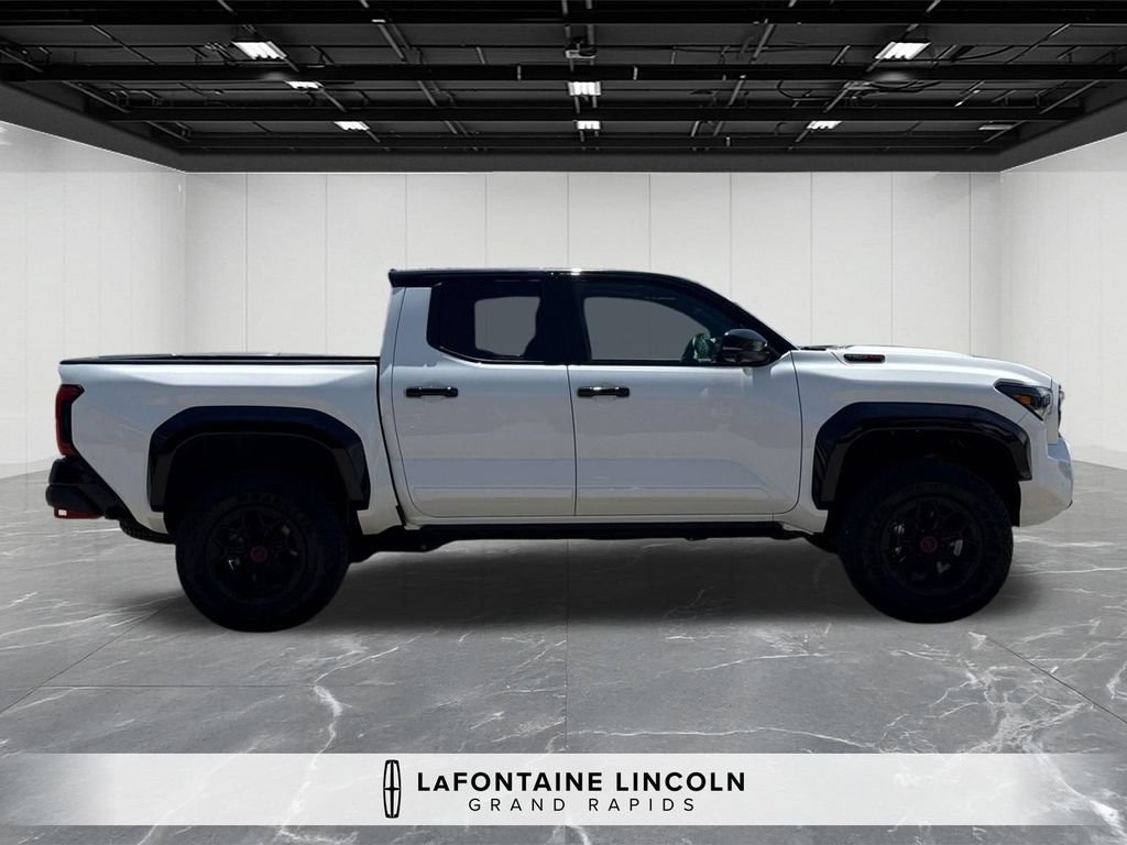 Used 2025 Toyota Tacoma TRD Pro AWD/4WD image 6