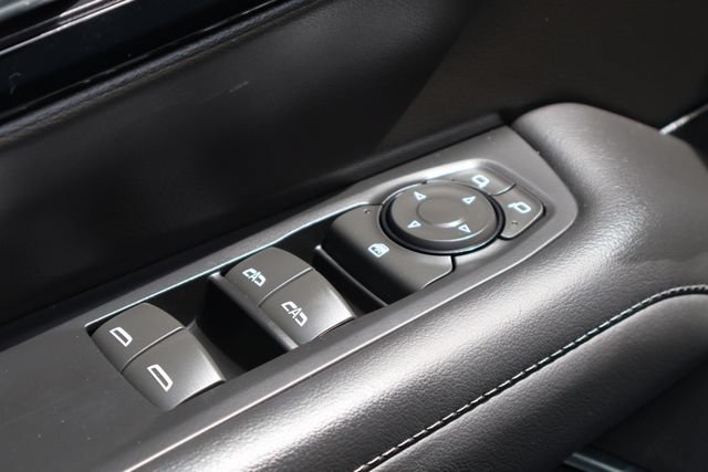 Used 2025 Chevrolet Tahoe LS AWD/4WD image 18