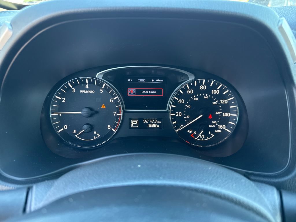 Used 2015 Nissan Pathfinder SV AWD/4WD image 21