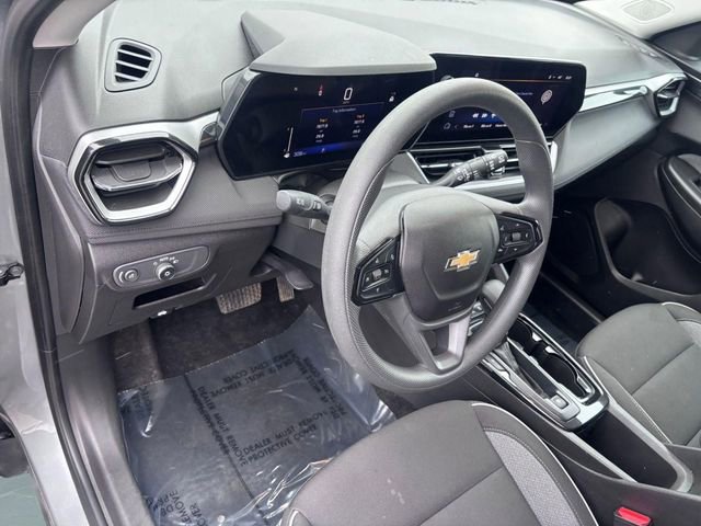 Used 2025 Chevrolet TrailBlazer LT image 9