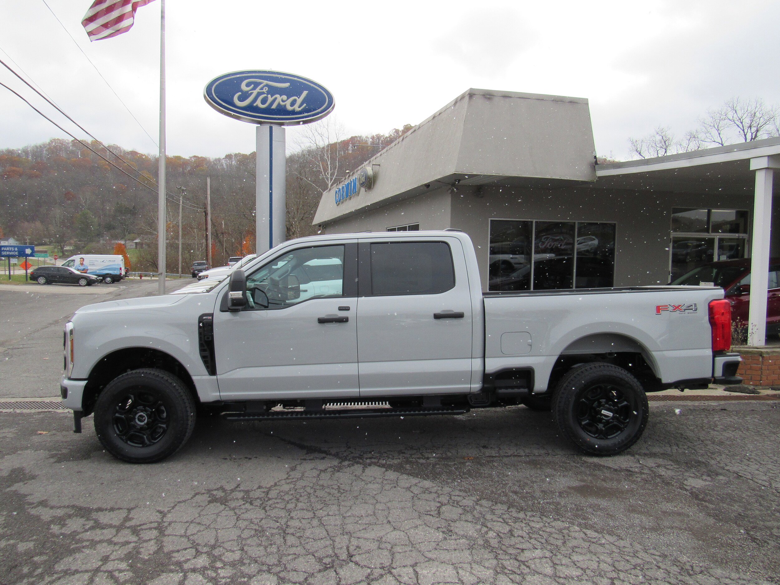 New 2026 Ford F250 XL w/ STX Appearance Package AWD/4WD image 9