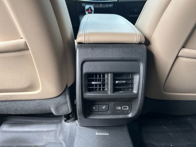 Used 2024 Cadillac XT4 Premium Luxury w/ Technology Package image 10