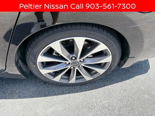 Certified 2023 Nissan Maxima Platinum w/ Sport Mat Group FWD image 9